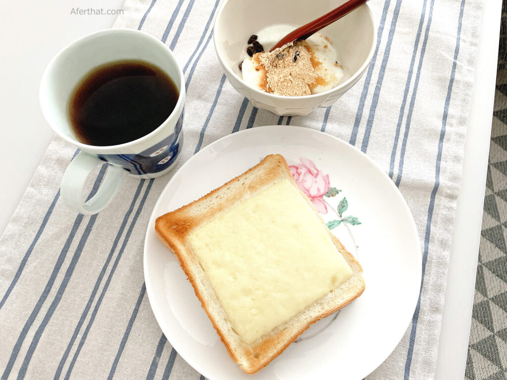 トーストとコーヒー